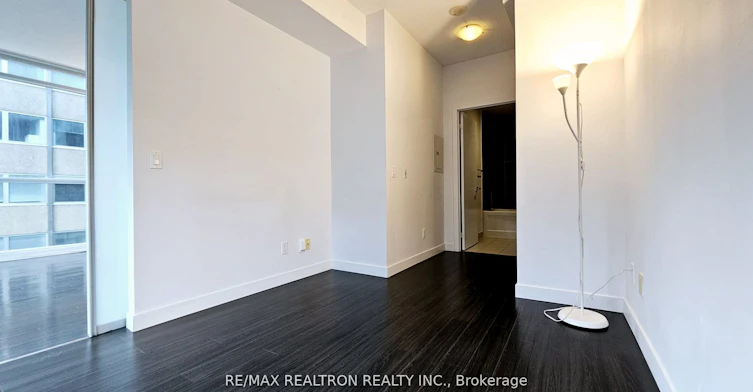712-770 Bay Street, Toronto, ON, M5G 1N6 - 9