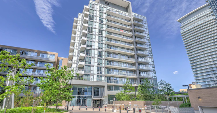 1011-52 Forest Manor Road, Toronto, ON, M2J 0E2