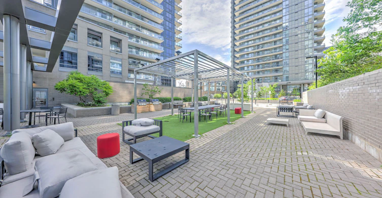 1011-52 Forest Manor Road, Toronto, ON, M2J 0E2 - 19