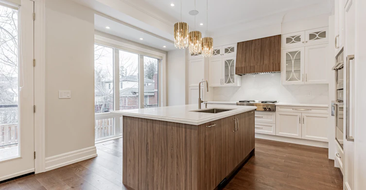 198 Empress Avenue, Toronto, ON, M2N 3T8 - 9