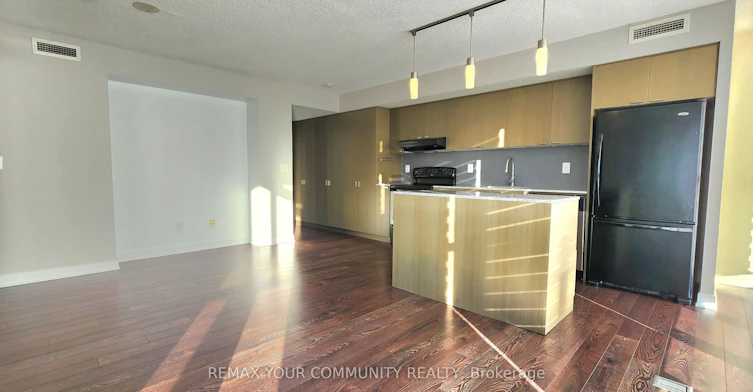 1704-110 Charles Street E, Toronto, ON, M4Y 1T5 - 8