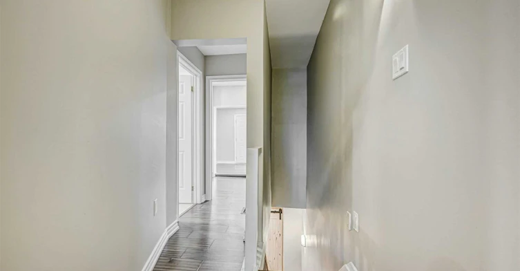 739 Manning Avenue, Toronto, ON, M6G 2W5 - 18
