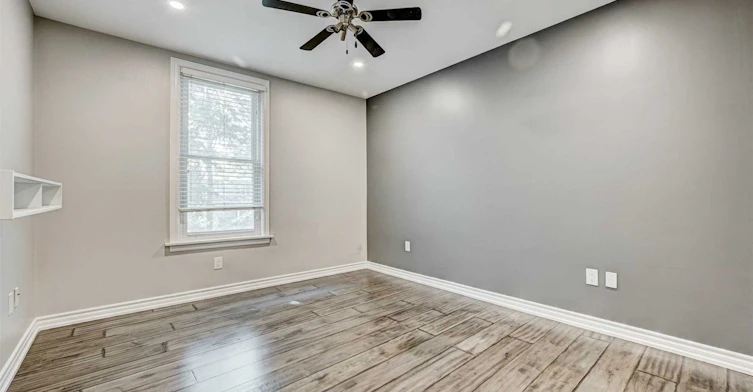 739 Manning Avenue, Toronto, ON, M6G 2W5 - 26