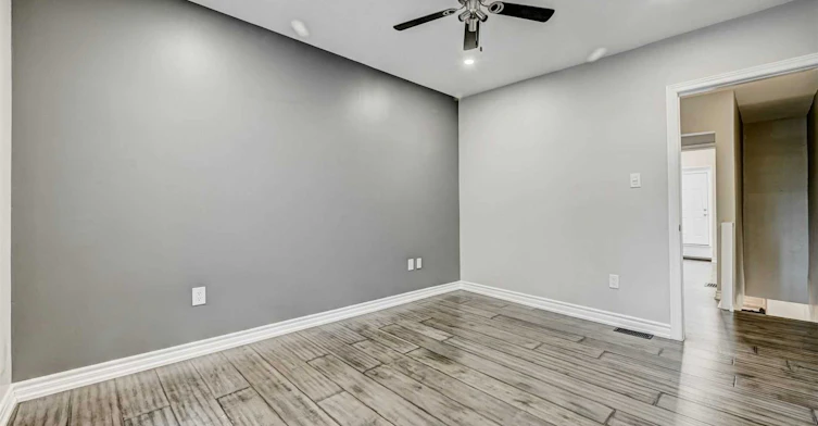 739 Manning Avenue, Toronto, ON, M6G 2W5 - 27