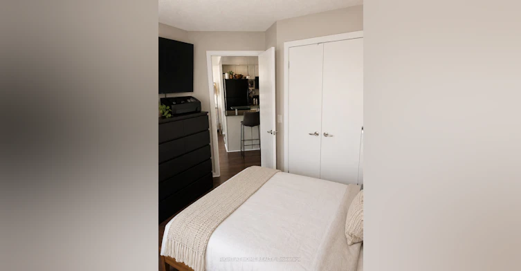 1913-8 York Street, Toronto, ON, M5J 2Y2 - 12