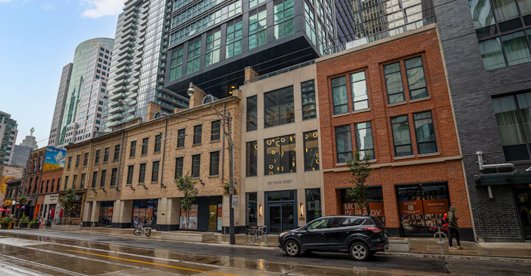 4106-327 King Street W, Toronto, ON, M5V 0W7 - 5