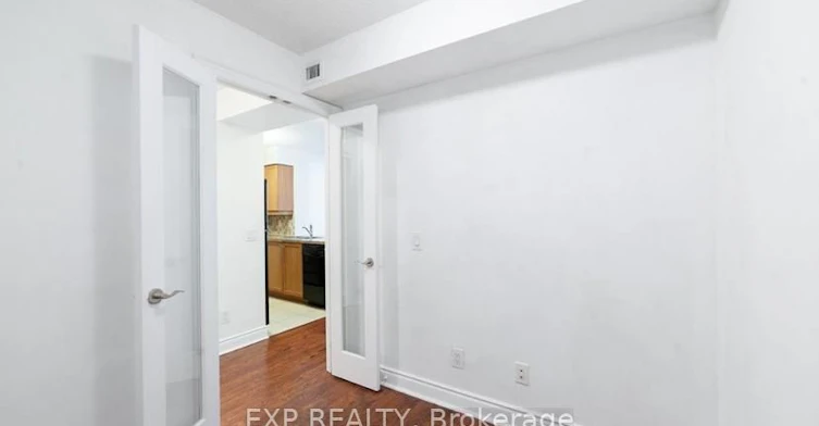 422-25 Greenview Avenue, Toronto, ON, M2M 0A5 - 7