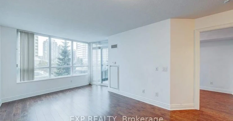 422-25 Greenview Avenue, Toronto, ON, M2M 0A5 - 2