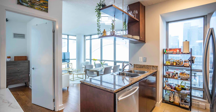 2510-5 Mariner Terrace, Toronto, ON, M5V 3V6 - 8