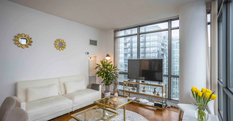2510-5 Mariner Terrace, Toronto, ON, M5V 3V6 - 3