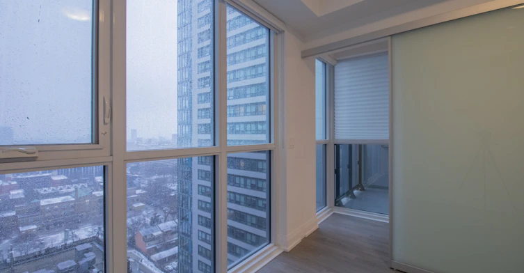 2210-77 Mutual Street, Toronto, ON, M5B 2A9 - 22