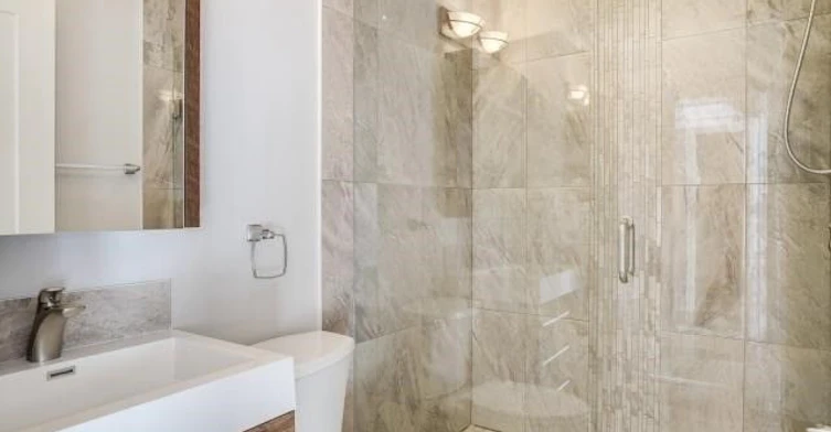 14 Rains Avenue, Toronto, ON, M6G 3H5 - 15