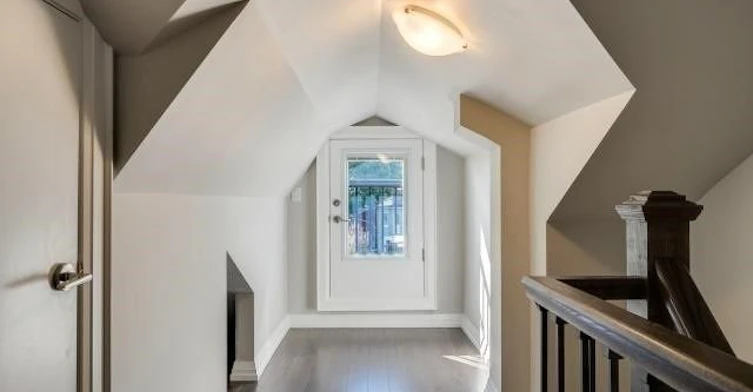 14 Rains Avenue, Toronto, ON, M6G 3H5 - 17