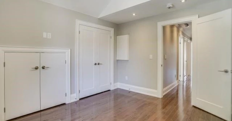 14 Rains Avenue, Toronto, ON, M6G 3H5 - 13