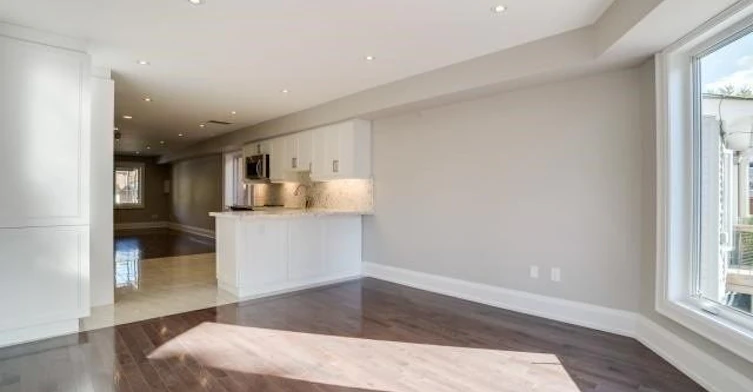 14 Rains Avenue, Toronto, ON, M6G 3H5 - 7