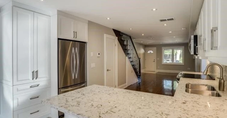 14 Rains Avenue, Toronto, ON, M6G 3H5 - 11