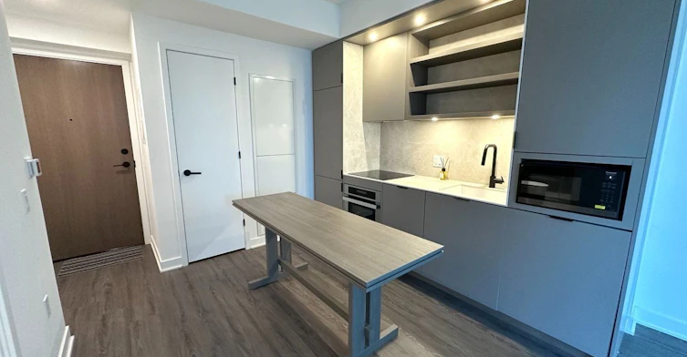 2209-55 Charles Street E, Toronto, ON, M4Y 1S9 - 3