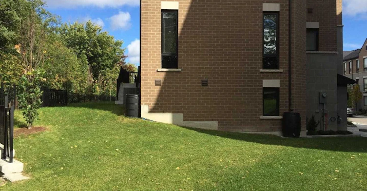 21 Kenneth Wood Crescent, Toronto, ON, M2N 0K3 - 3