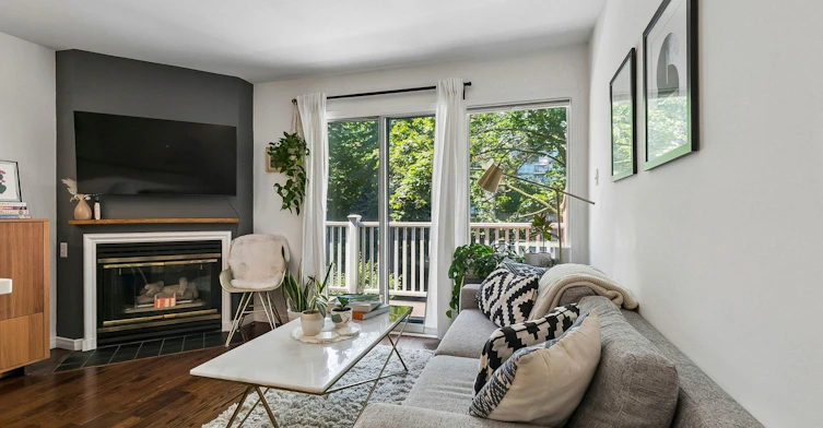 C-660 Wellington Street W, Toronto, ON, M5V 1G4 - 4