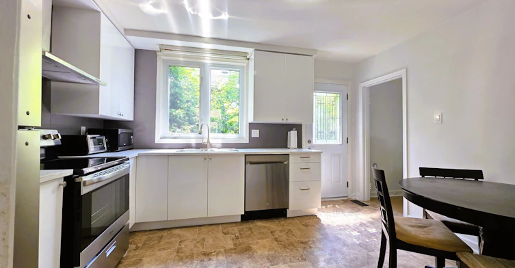12 Lacewood Crescent, Toronto, ON, M3A 2Z4 - 6