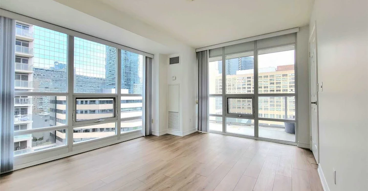 402-761 Bay Street, Toronto, ON, M5G 2R2 - 9
