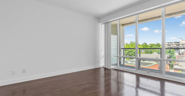 421-1 Bedford Road, Toronto, ON, M5R 2J7 - 3