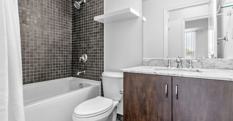 421-1 Bedford Road, Toronto, ON, M5R 2J7 - 20