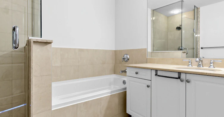 421-1 Bedford Road, Toronto, ON, M5R 2J7 - 16