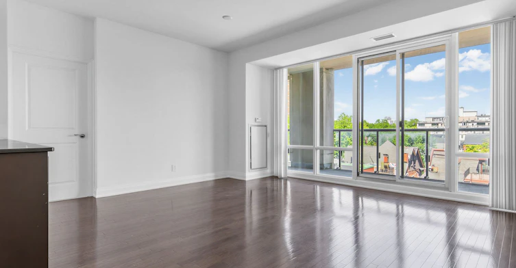 421-1 Bedford Road, Toronto, ON, M5R 2J7