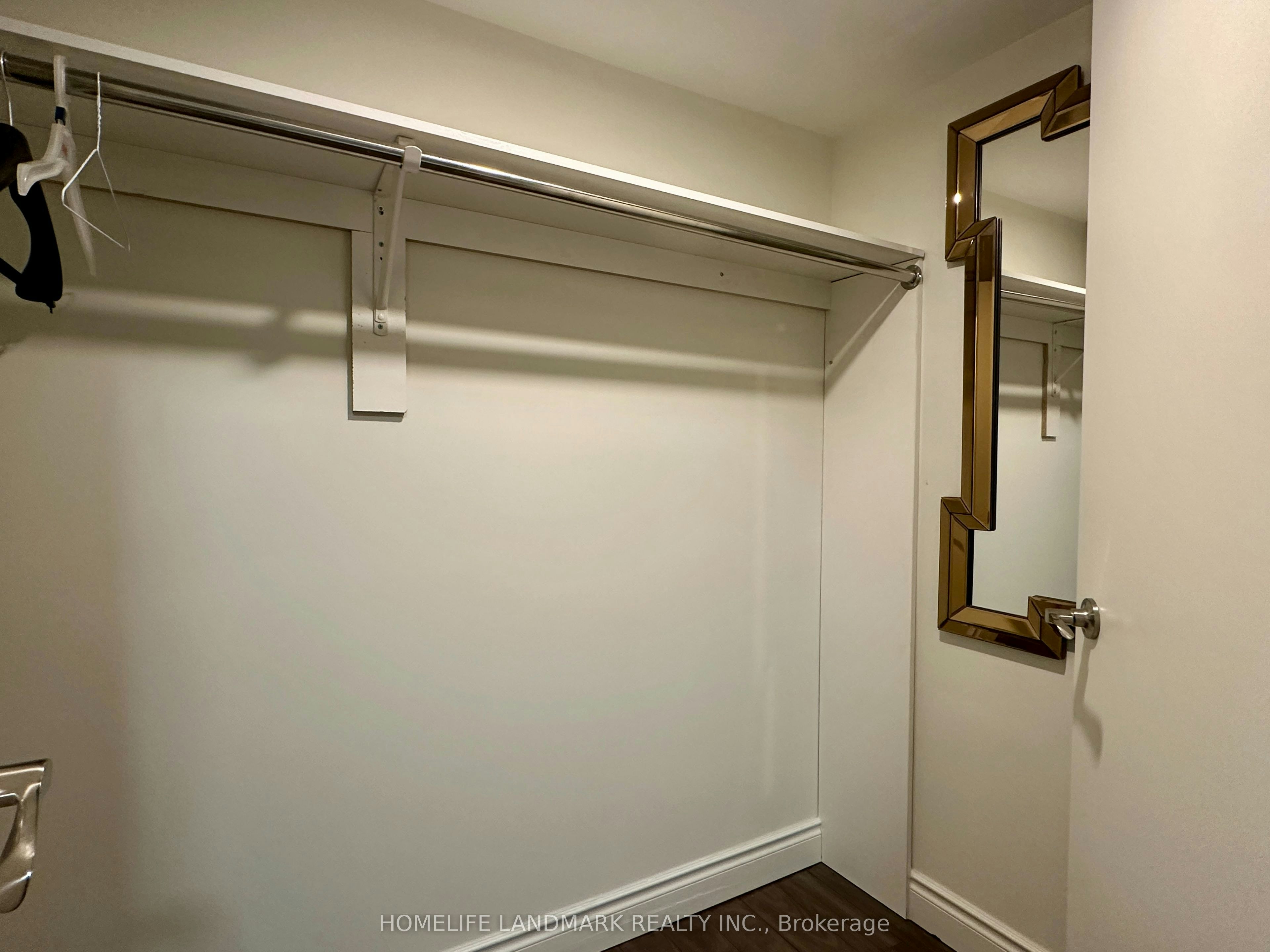 86 Pemberton Avenue, Toronto, ON, M2M 1Y5 - 9