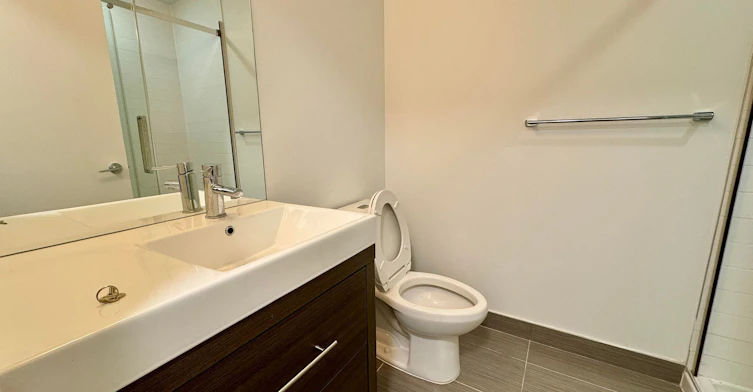 1612-66 Forest Manor Road, Toronto, ON, M2J 0B7 - 17