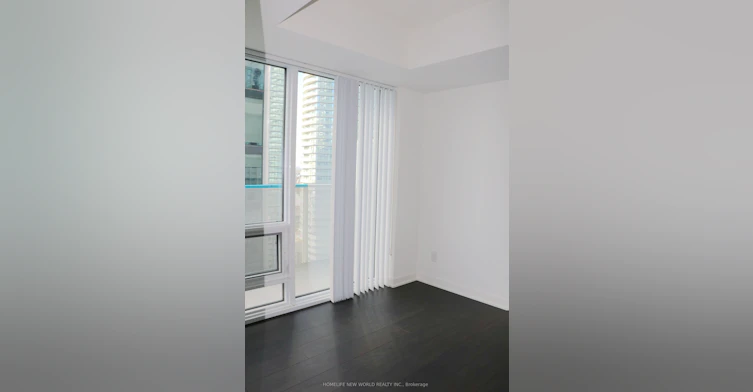 4210-100 Harbour Street, Toronto, ON, M5J 0B5 - 9