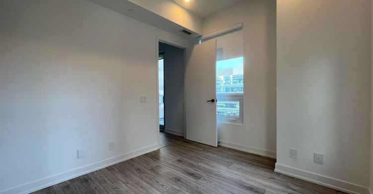 2002-108 Peter Street, Toronto, ON, M5V 2G7 - 8