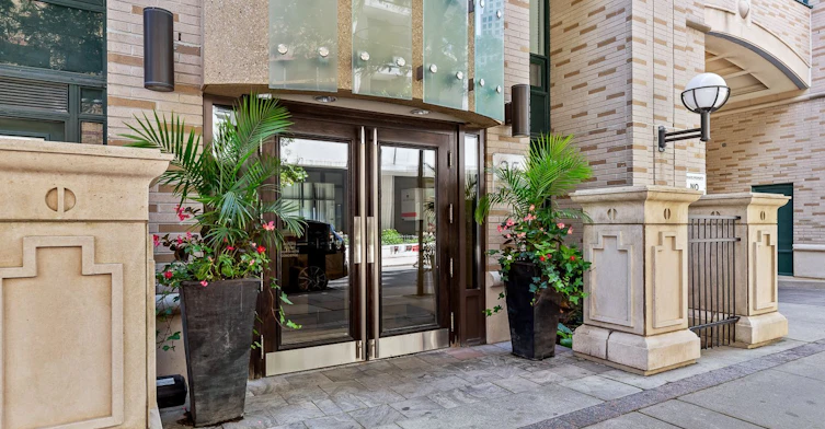 1409-35 Hayden Street, Toronto, ON, M4Y 3C3 - 2