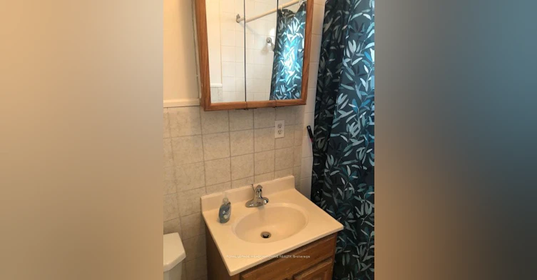 Upper-1211 College Street, Toronto, ON, M6H 1C1 - 21