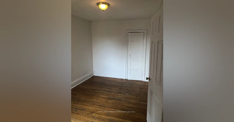 Upper-1211 College Street, Toronto, ON, M6H 1C1 - 7