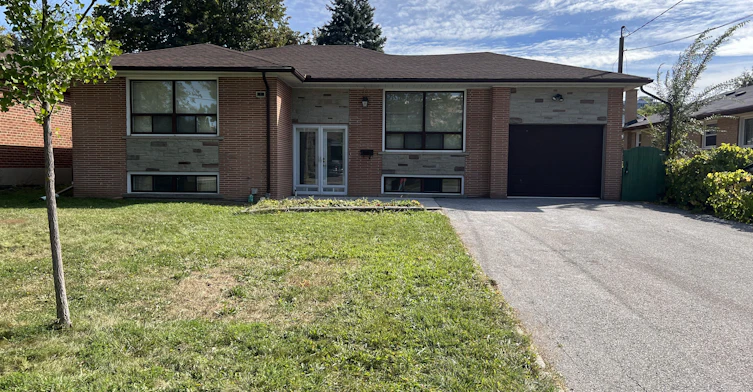 Main Floor-9 Dewlane Drive, Toronto, ON, M2R 2P7