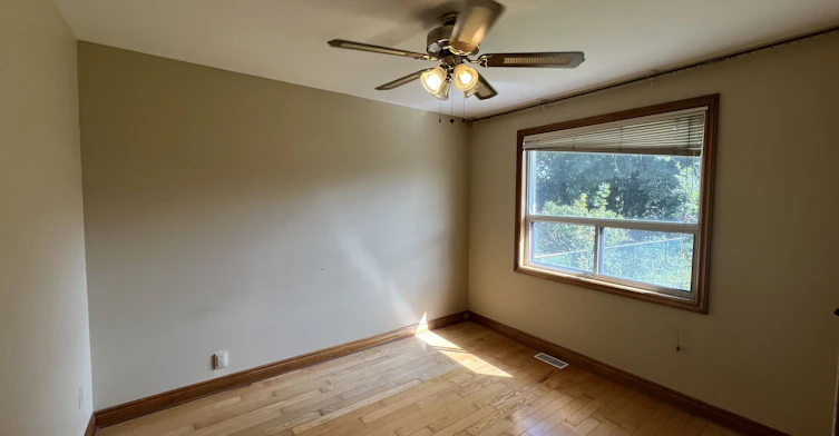 Main Floor-9 Dewlane Drive, Toronto, ON, M2R 2P7 - 11