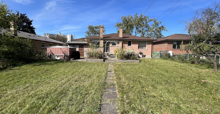 Main Floor-9 Dewlane Drive, Toronto, ON, M2R 2P7 - 19