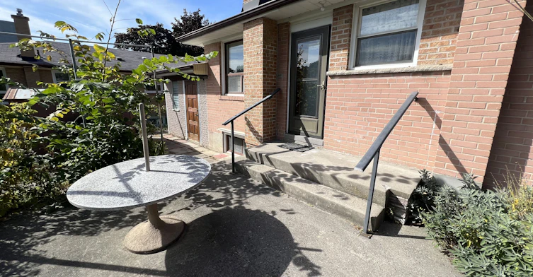 Main Floor-9 Dewlane Drive, Toronto, ON, M2R 2P7 - 18