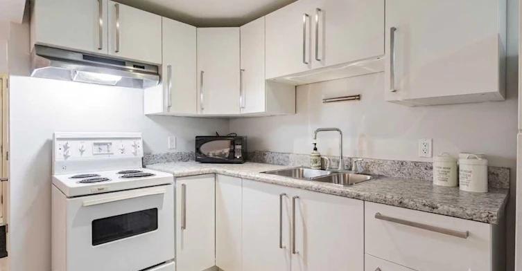 1047 Davenport Road, Toronto, ON, M6G 2C2 - 5