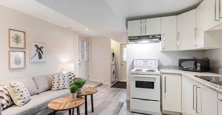 1047 Davenport Road, Toronto, ON, M6G 2C2 - 3