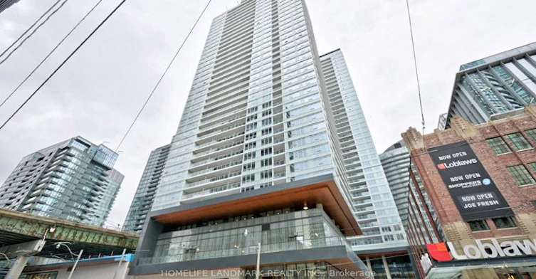 3809-19 Bathurst Street, Toronto, ON, M5V 0N2