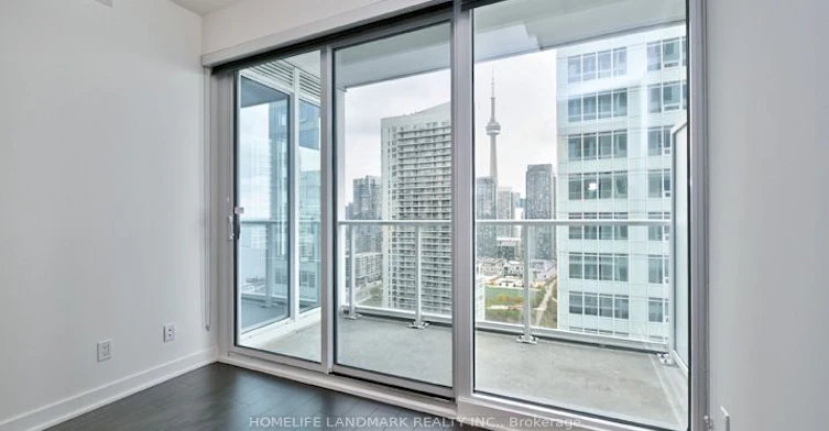 3809-19 Bathurst Street, Toronto, ON, M5V 0N2 - 7