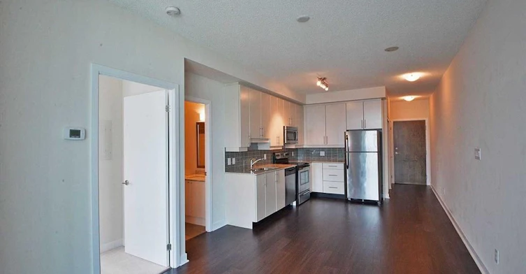4411-33 Bay Street, Toronto, ON, M5J 2Z3 - 3