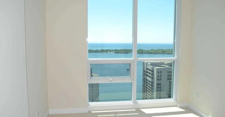 4411-33 Bay Street, Toronto, ON, M5J 2Z3 - 4
