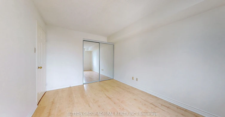 2001-736 Bay Street, Toronto, ON, M5G 2M4 - 6