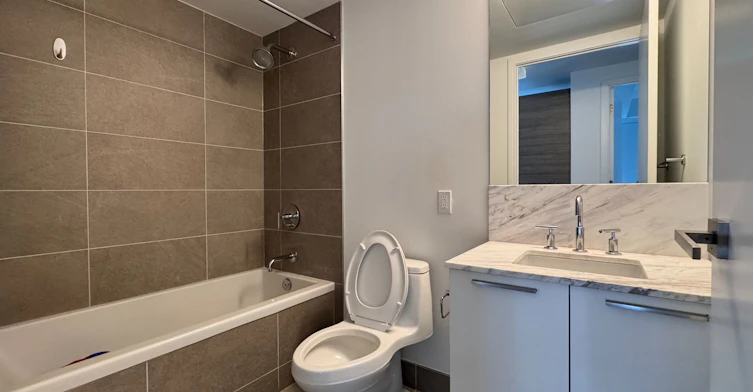 4002-3 Gloucester Street, Toronto, ON, M4Y 1Z4 - 11