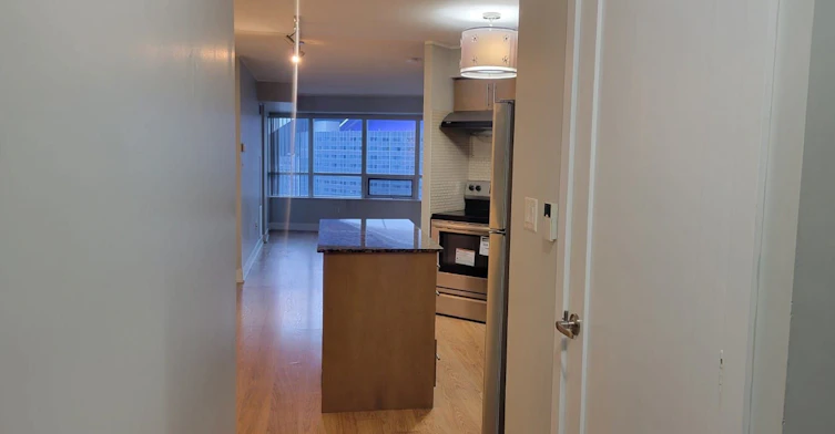 1515-20 Blue Jays Way, Toronto, ON, M5V 3W6 - 3