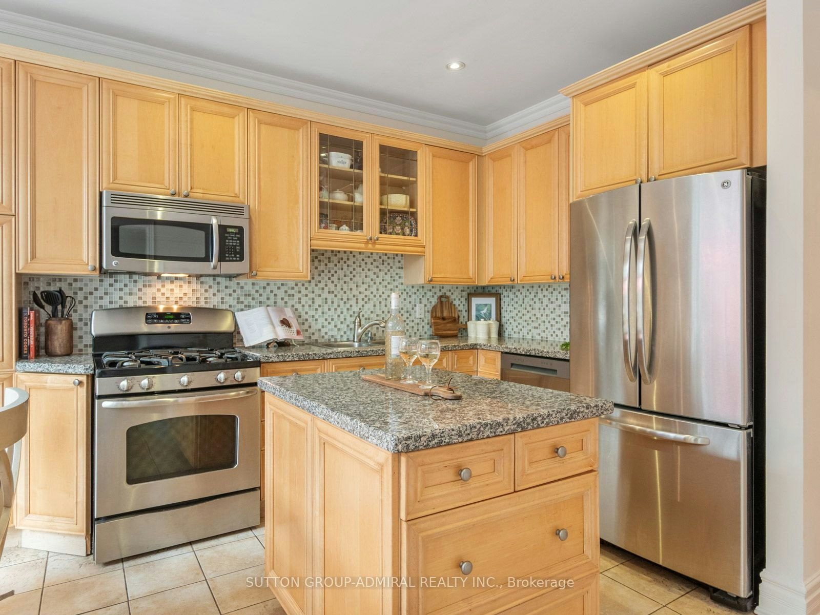 255 Cocksfield Avenue, Toronto, ON, M3H 3T6 - 12